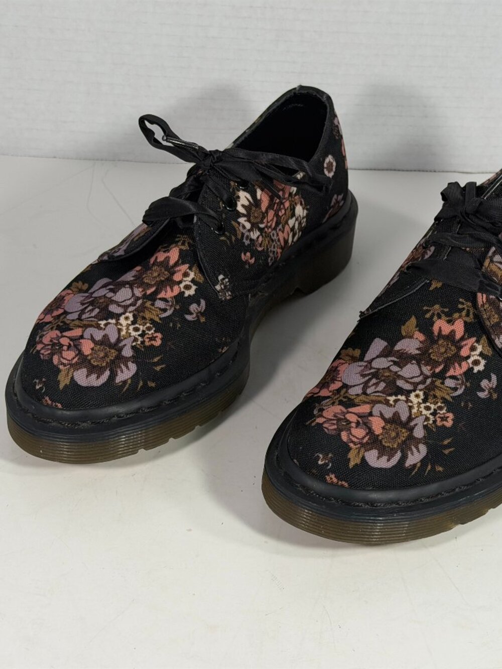 Dr. Martens L-size 6 Canvas Flower - Picture 3 of 15